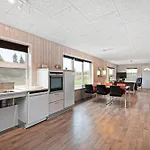 Stunning In With 3 Bedrooms And Wifi Prázdninový dům