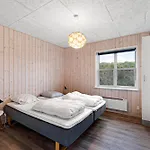 Stunning In With 3 Bedrooms And Wifi * Knebel