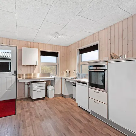 Stunning In With 3 Bedrooms And Wifi